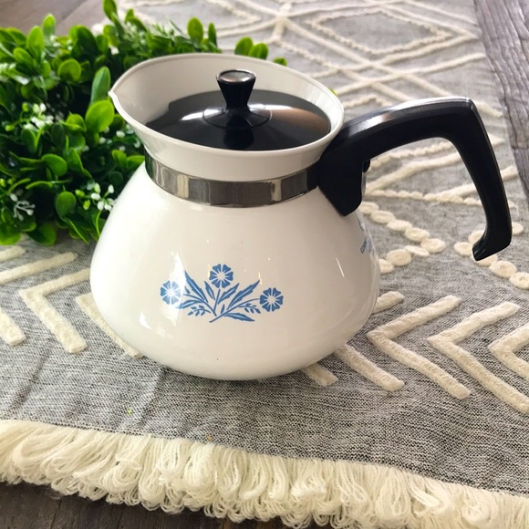 Corningware Other - VINTAGE Corningware 6 cup teapot - blue cornflower